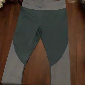 Fabletics leggings NWT